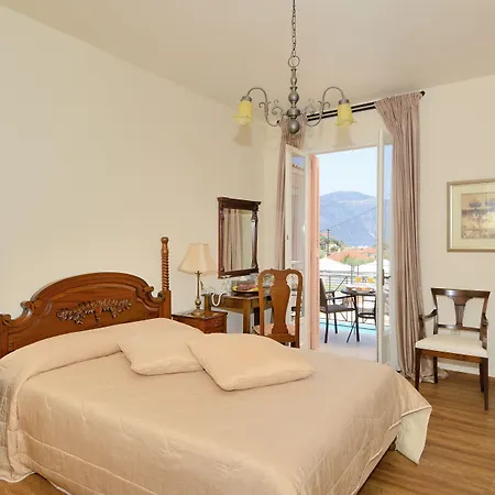 מלון Korina Gallery ואטי