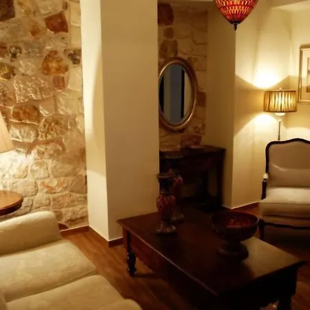 מלון Korina Gallery ואטי