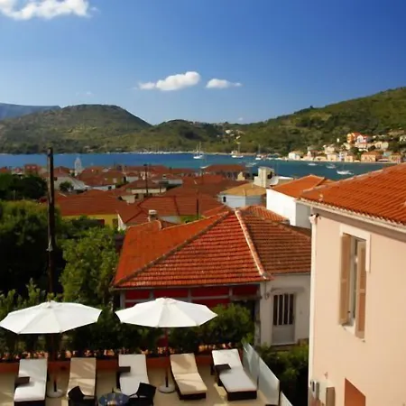 מלון Korina Gallery ואטי