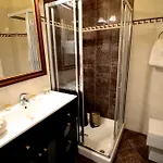 科里纳画廊酒店 4*