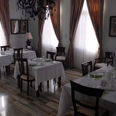 Korina Gallery Szálloda 4*