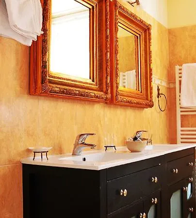 科里纳画廊酒店 酒店